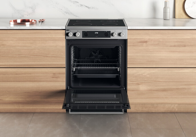WHIRLPOOL WS68V8CCXT cuisinière avec taque céramique - 60cm