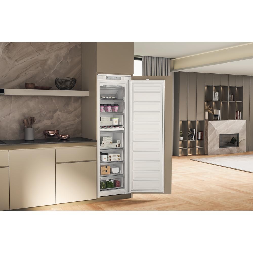 WHIRLPOOL WHSD18F073C1 congélateur encastrable - 177cm
