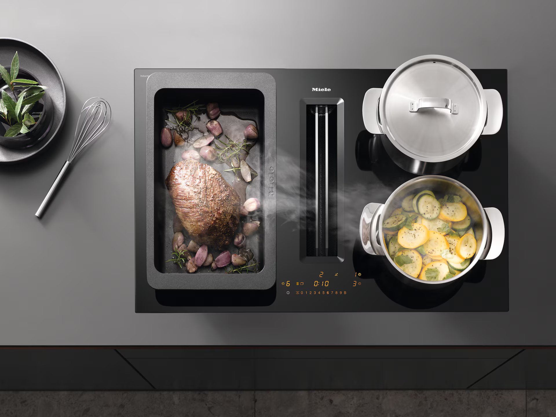 MIELE KMDA7473-1FLSILENCEBLACK table de cuisson avec hotte integrée - 80cm