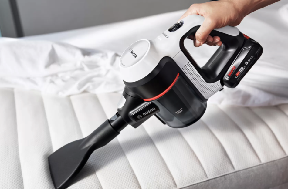 BOSCH BBS711W Serie 7 aspirateur balai