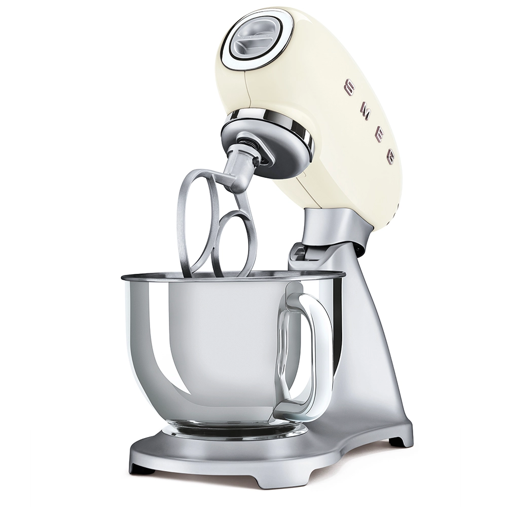 SMEG SMF02CREU robot de cuisine