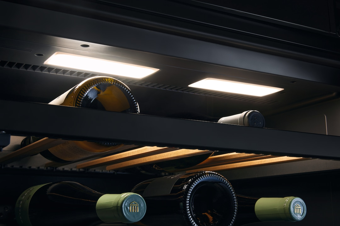 MIELE KWTUS7096E cave à vin sous-encastrable