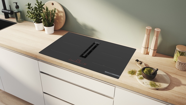 BOSCH PVQ811H26E SERIE 6 table de cuisson à induction - 80cm