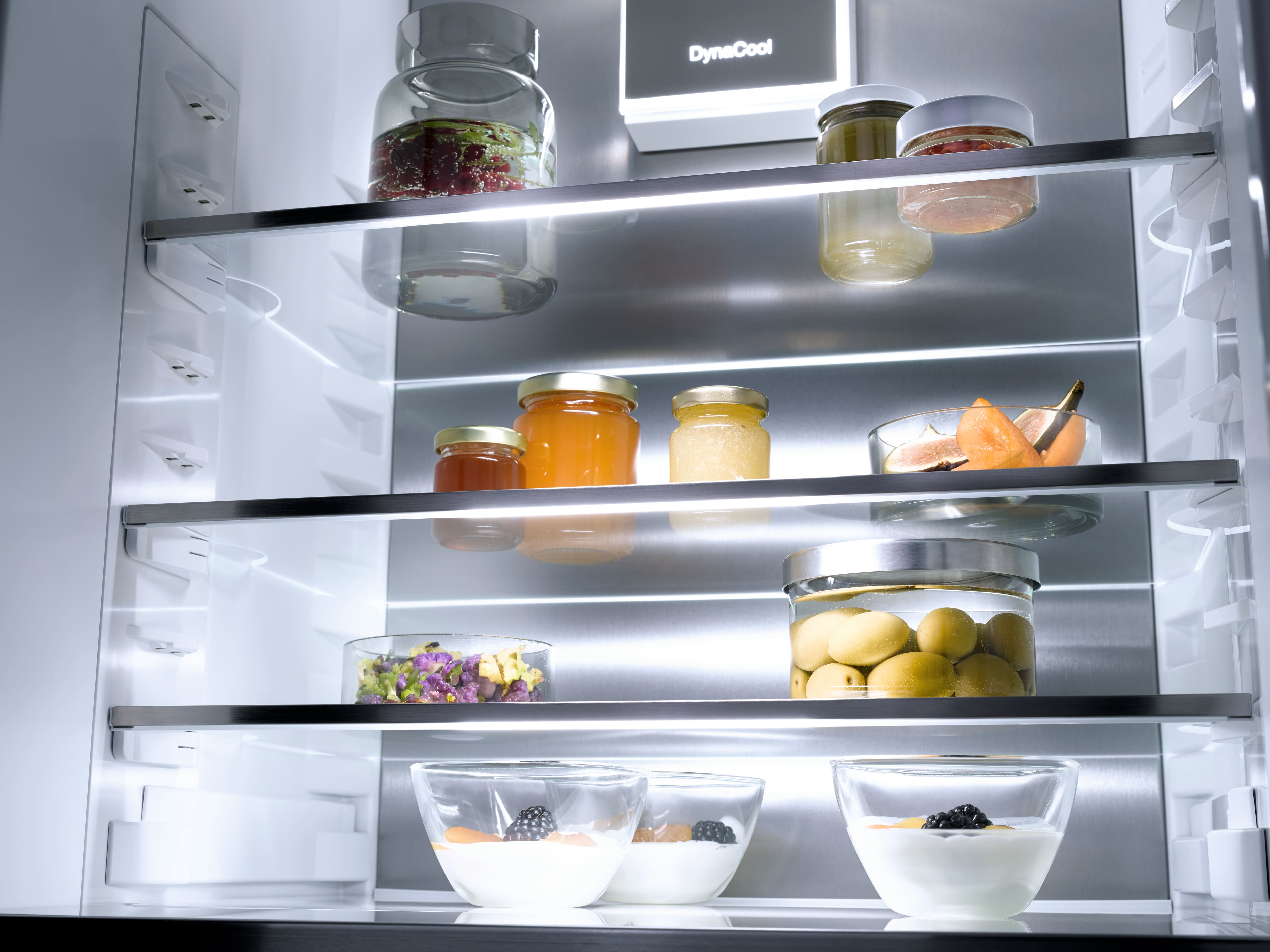 MIELE K7678D refrigérateur avec surgélateur - 153cm