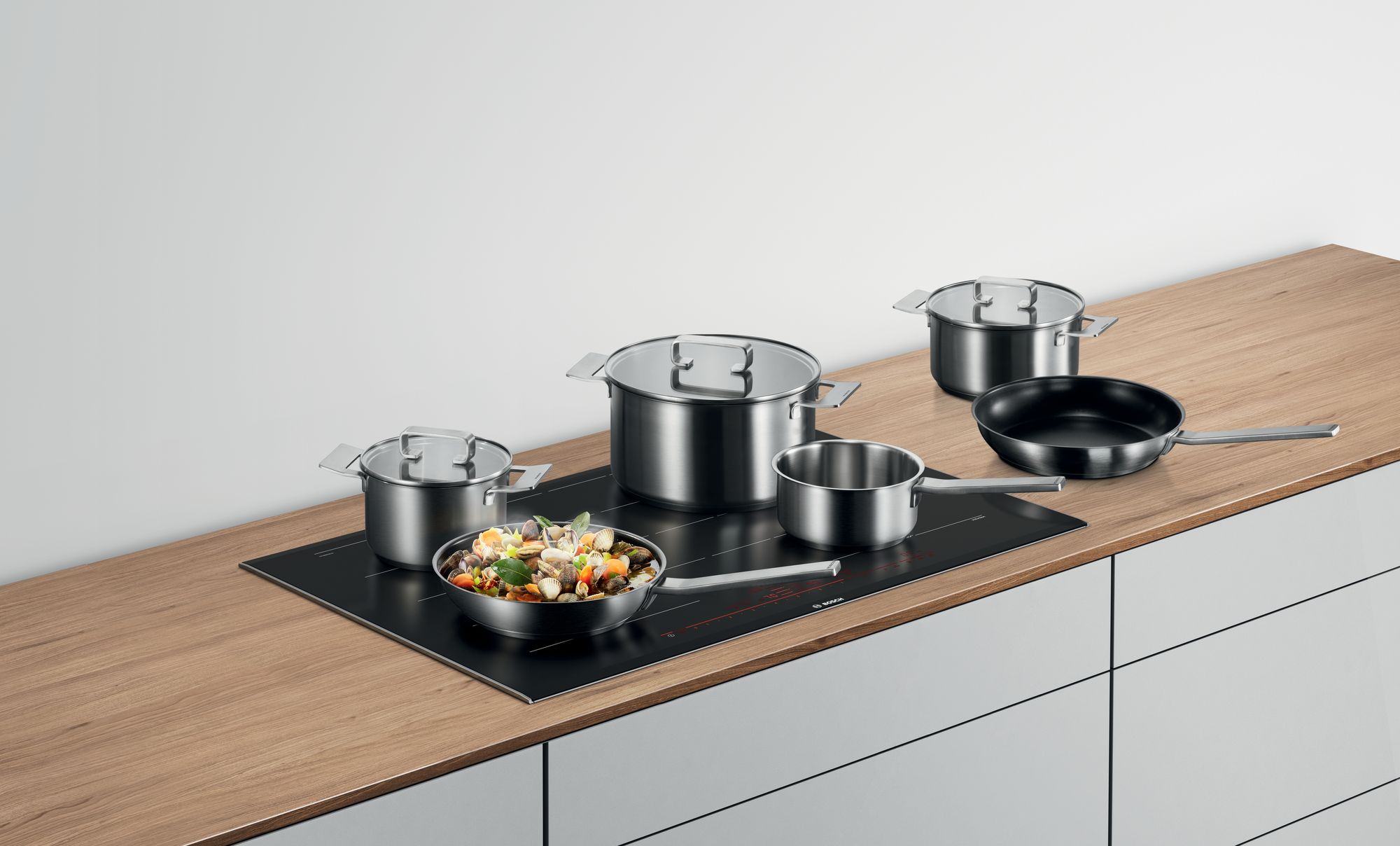 BOSCH HEZ9SE060 set de casseroles
