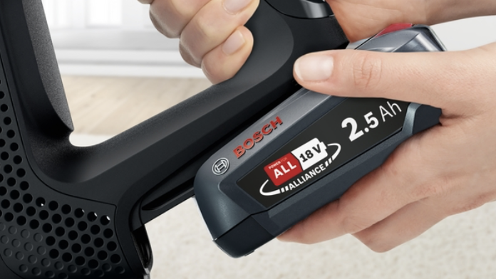 BOSCH BBS611BSC SERIE 6 aspirateur balai