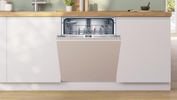 BOSCH SBV4HBX13E lave-vaisselle entièrement intégrable